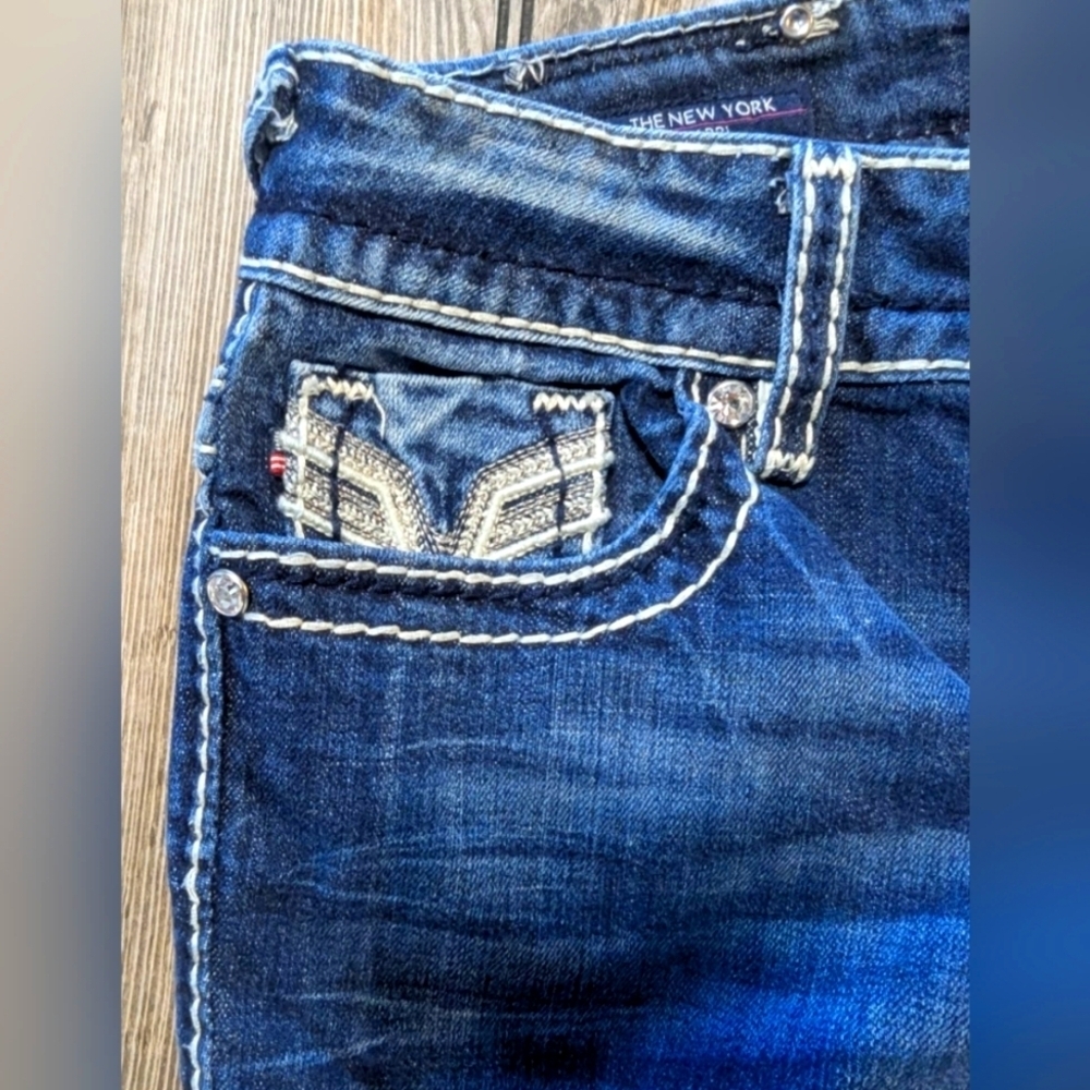 Vigoss size 26 length 21 capris The New York in excellent condition - Picture 15 of 16
